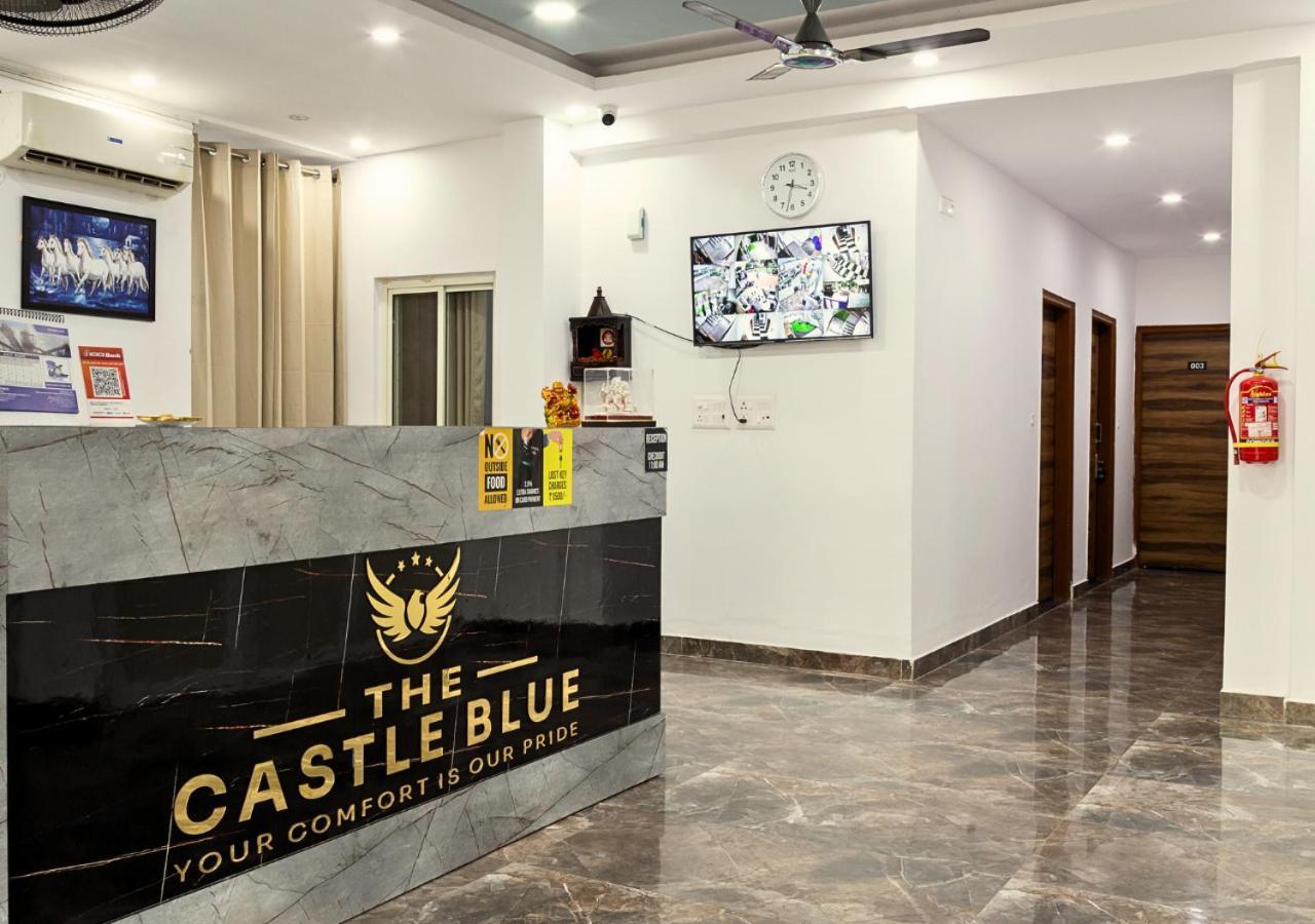 The Castle Blue Hotel Greater Noida Buitenkant foto